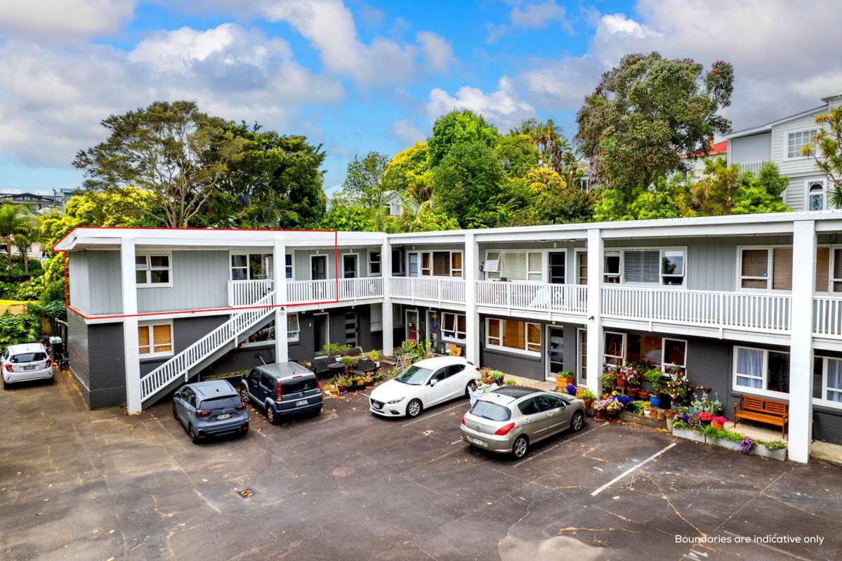 8/35 Turakina Street_0