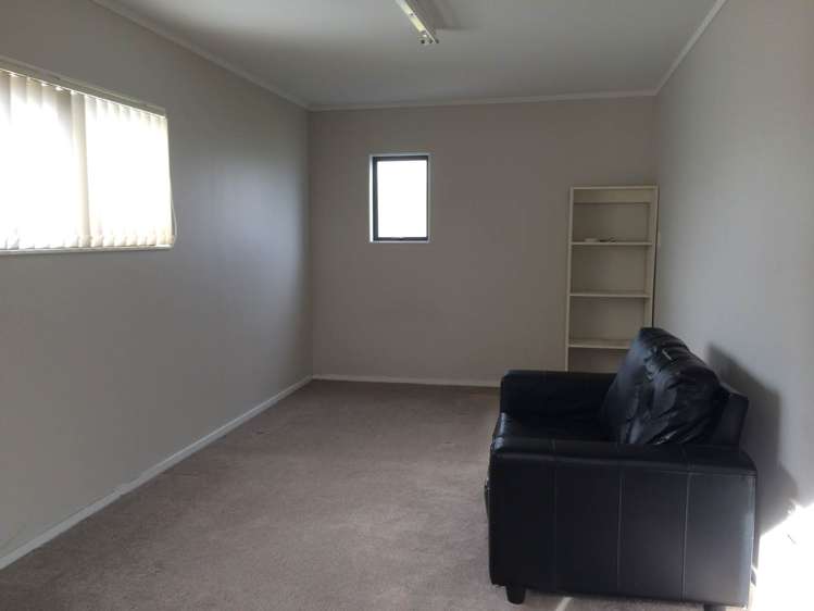 73 Cargill Street Papakura_8