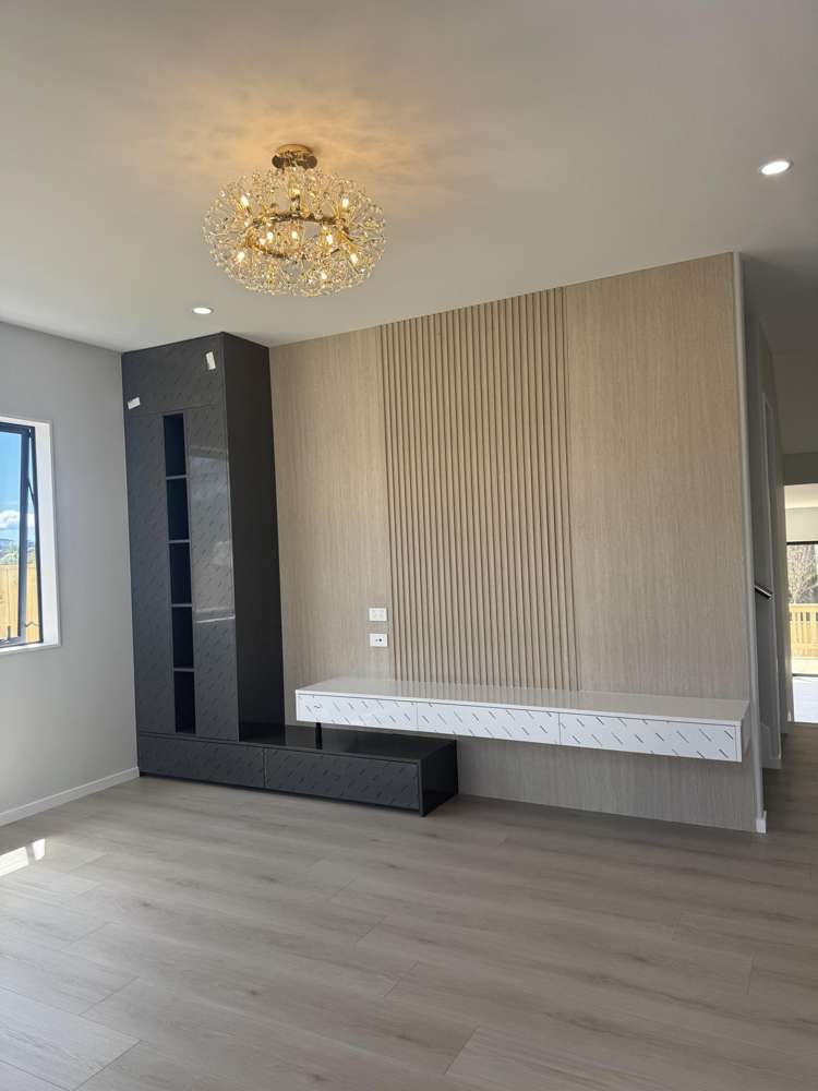 30 Castlebane Drive Flat Bush_1