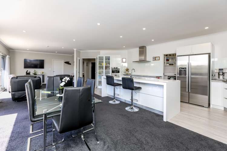 1 Manurau Crescent Merrilands_6