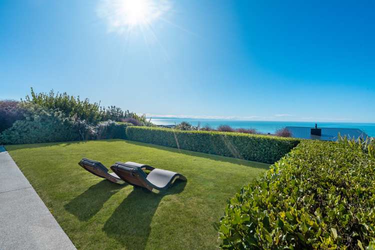 10 Teviotdale Way Richmond Hill_10