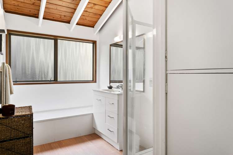 13 Victory Road Laingholm_10