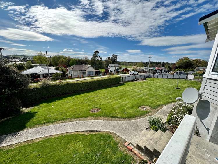 2 Armstrong Street Balclutha_29