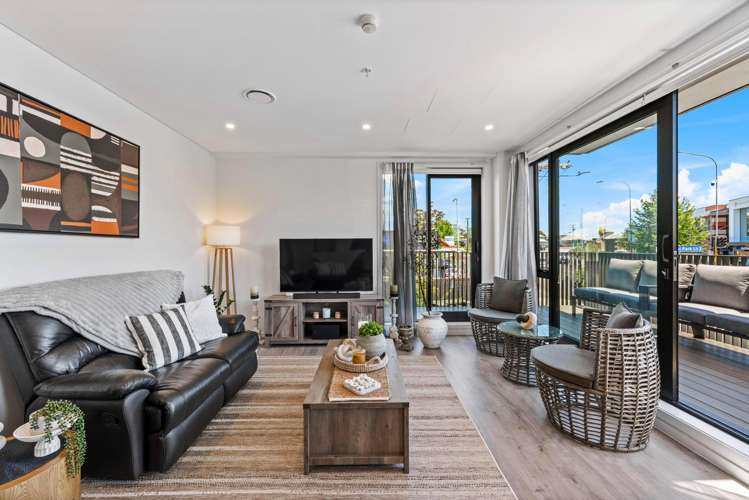 103/2 Rauroa Lane Hobsonville_5