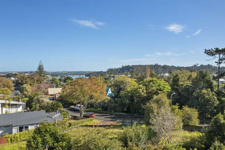 94 Aeroview Drive Beach Haven_44