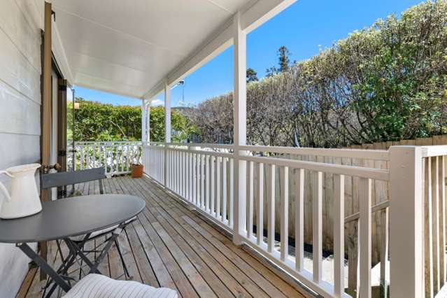 1/7 Athena Drive Totara Vale_4