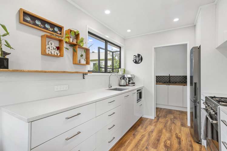 4 Kellett Road Ranui_10