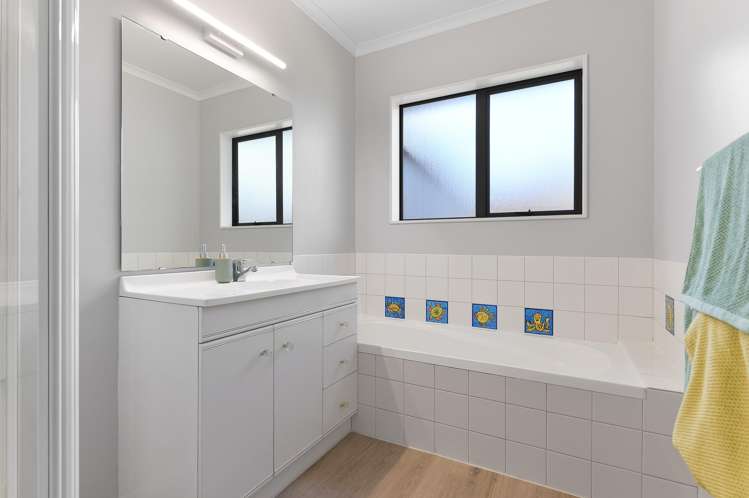 34 Cairns Crescent Rototuna_17