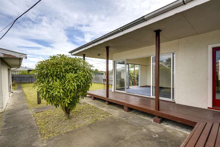 313 Kennedy Road Onekawa_19