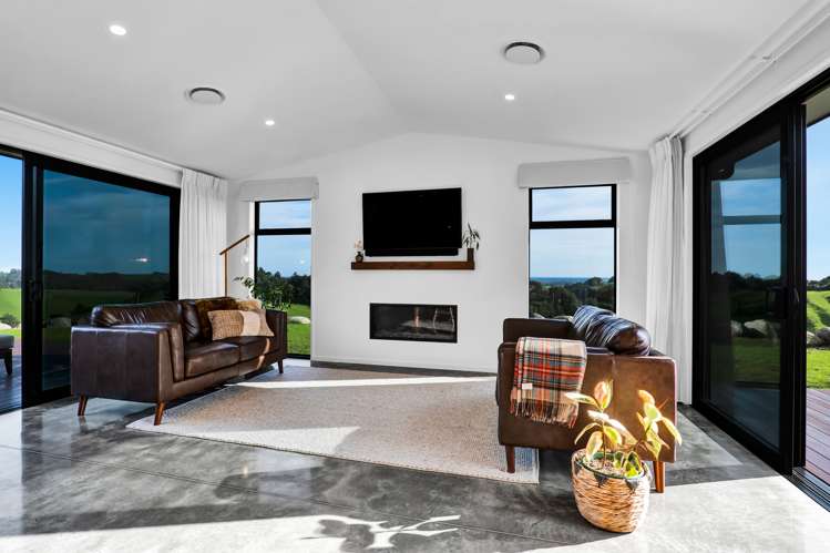 956 Richmond Road Lepperton_10