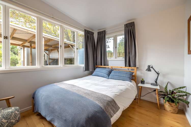 11 Putiki Road Ostend_12