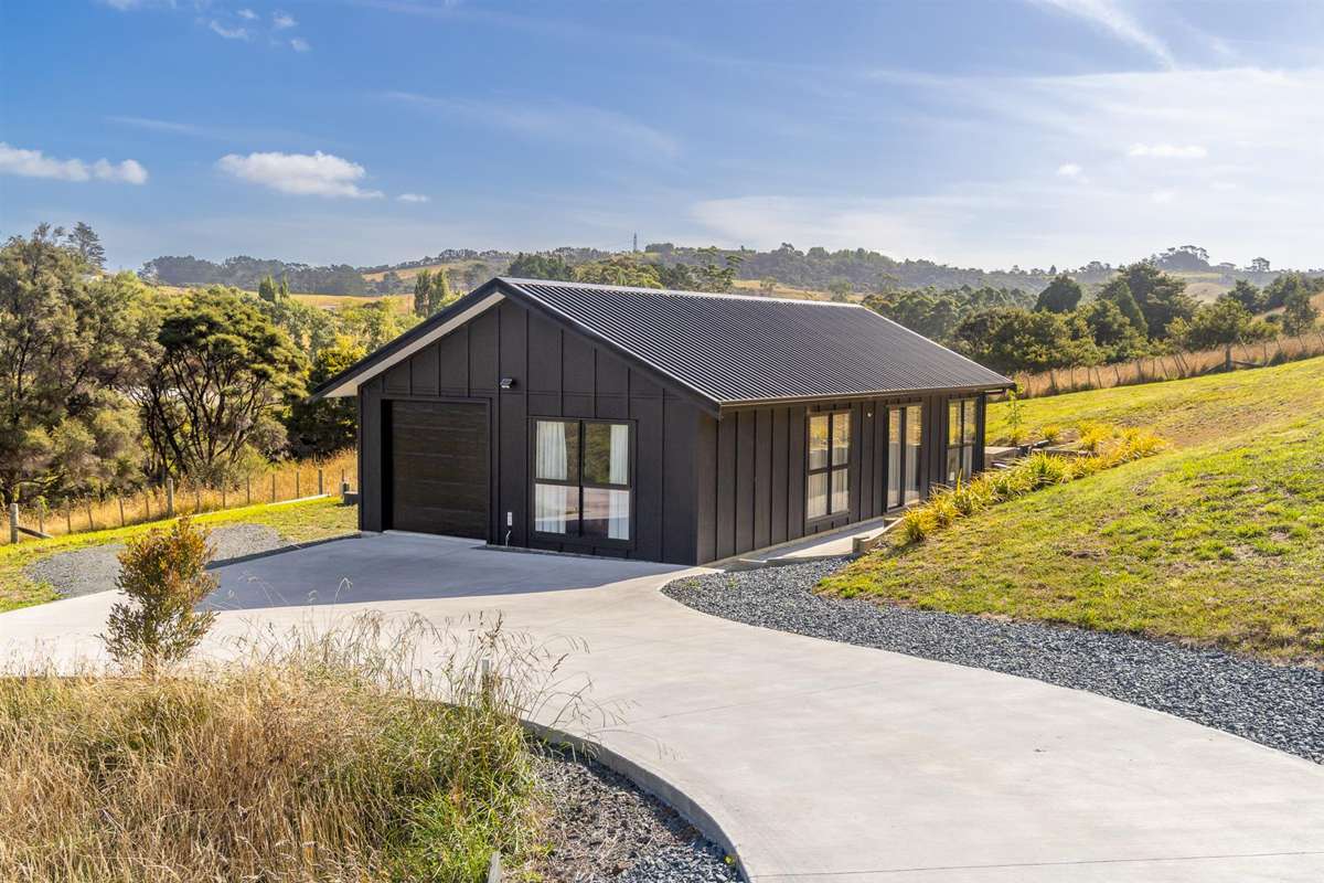 1056 Peak Road_1