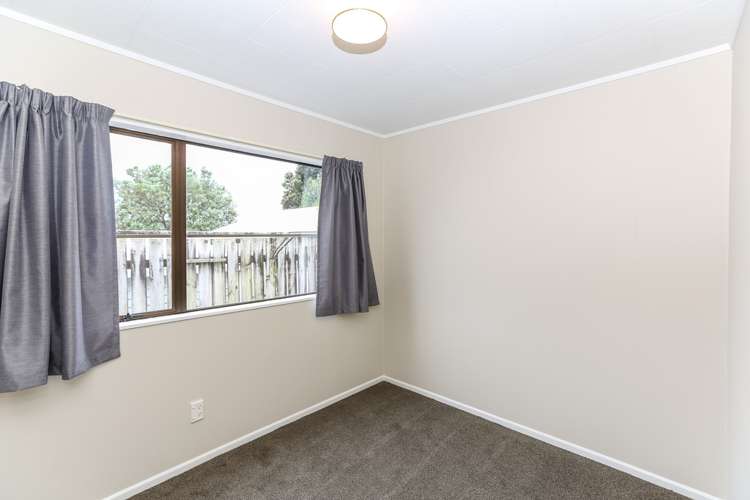 1/19 Mount View Place Spotswood_16
