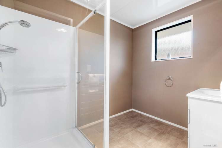 2/44 West Street Pukekohe_9