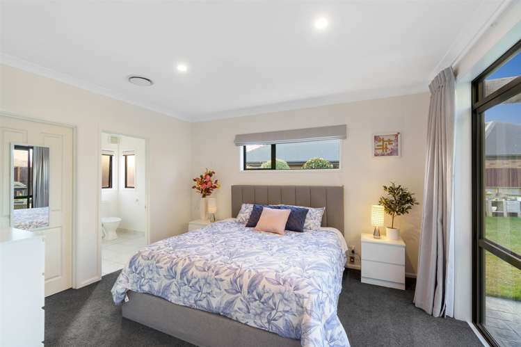 65 Coolspring Way Redwood_9