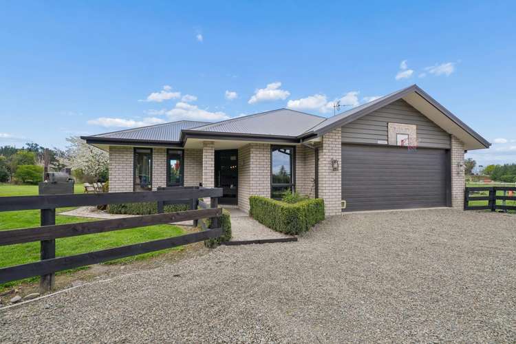 166 Swamp Road Loburn_23