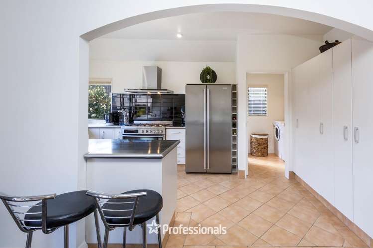 4/341 Fergusson Drive Heretaunga_7