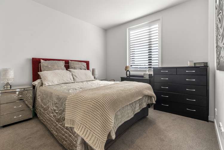 202/1 Kimiora Street Three Kings_7