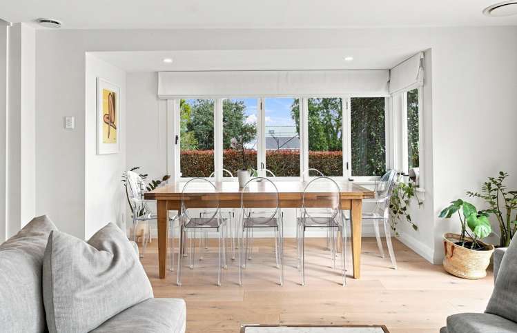 51 Smale Street Point Chevalier_5