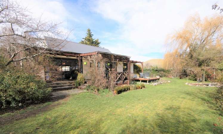 15 Karaka Road Waikari_0