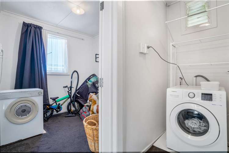 12 McCaughan Street Browns_9