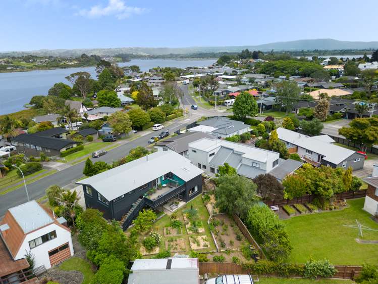 3 Sunny Bay Road Matua_19