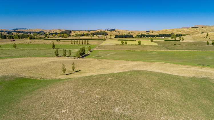 404 Masterton Stronvar Road Masterton_4
