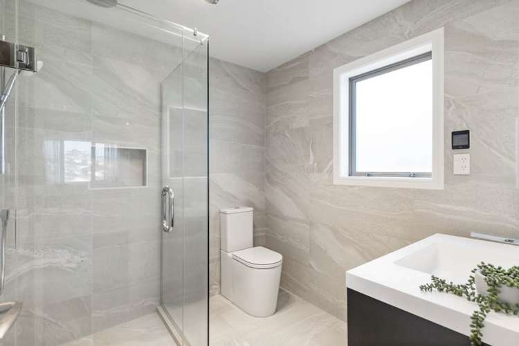 24 Lagonda Rise Oteha_16