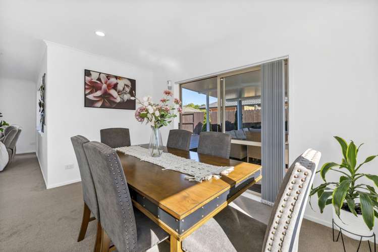 27 Redcastle Drive East Tamaki_9