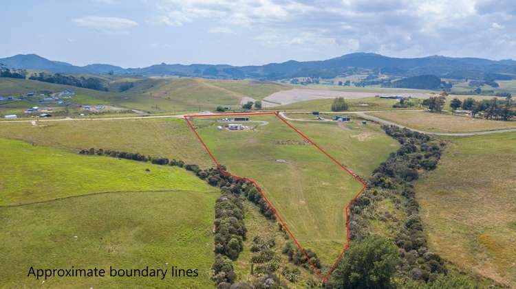 64 Brown Road Kaiwaka_18