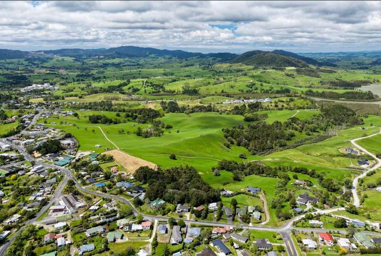 122 Hurndall Street East Maungaturoto_6