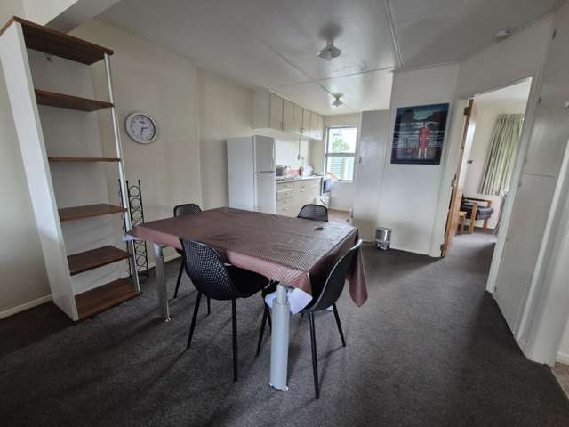 2/93 Scott Street Blenheim Central_3