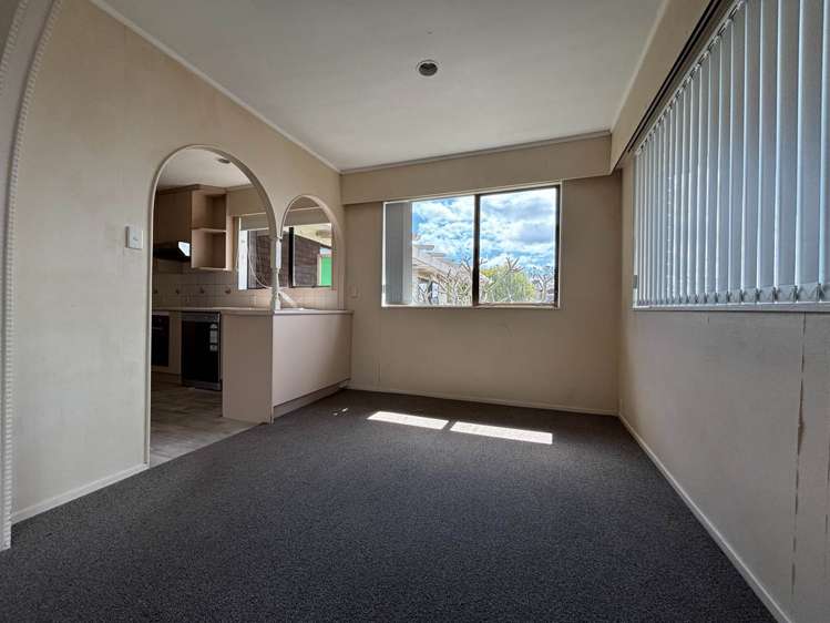 11A Mongorry Place Mt Roskill_8