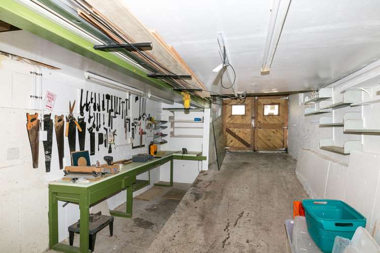 2 Te Wharepouri Street Berhampore_18