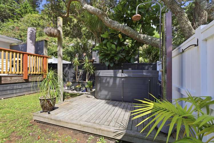 17 Waiwera Road Waiwera_19