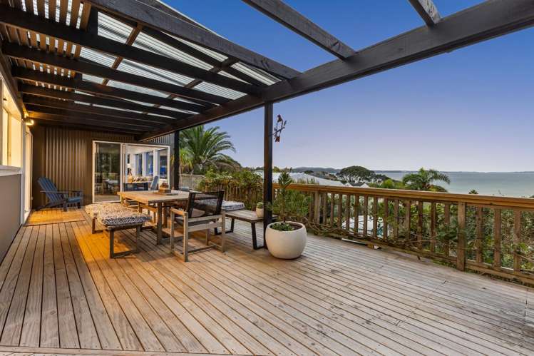 74 Duncansby Road Stanmore Bay_11