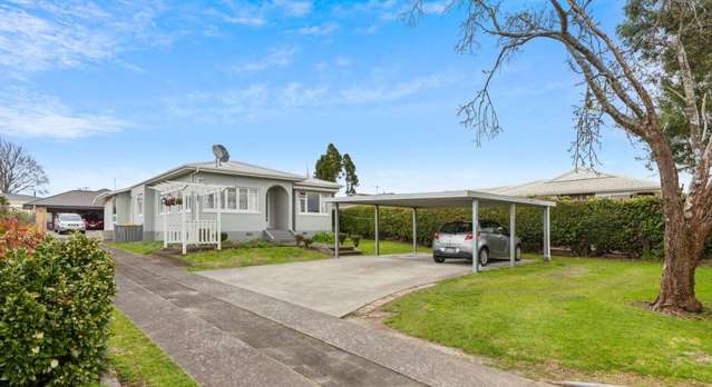 Enduring Charm. Stucco Home