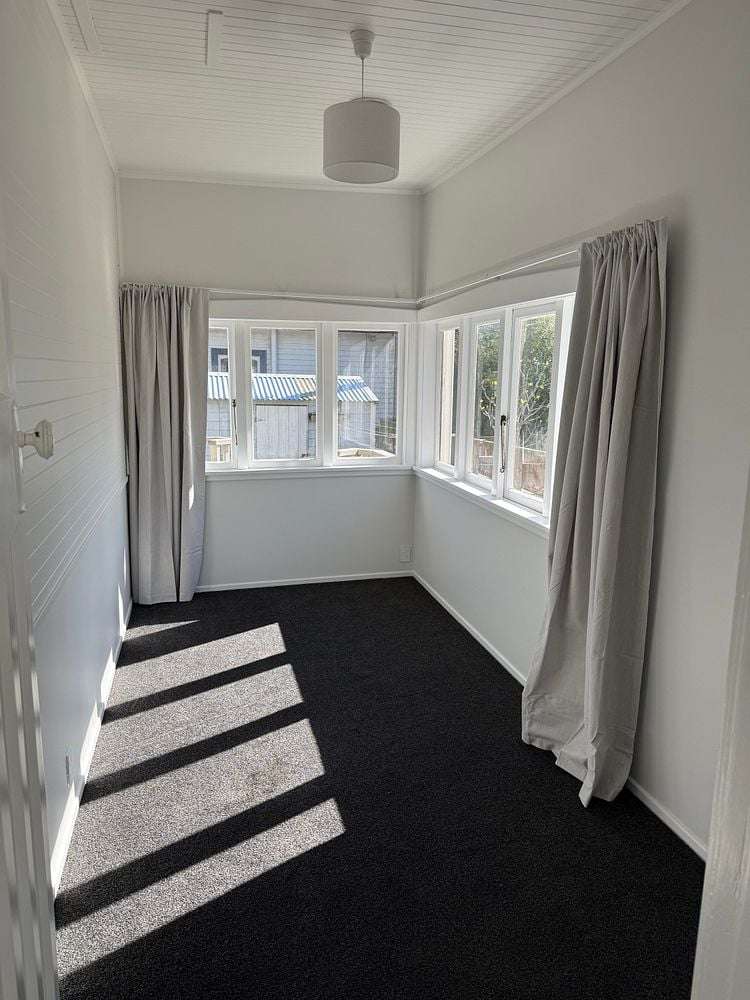 526 Adelaide Road Berhampore_9