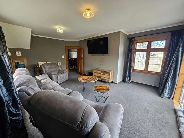 40 Palmerston Street Greymouth_6