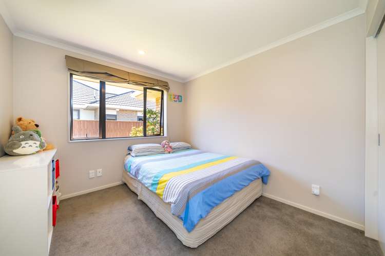 8 Mcewen Crescent Riverstone Terraces_6