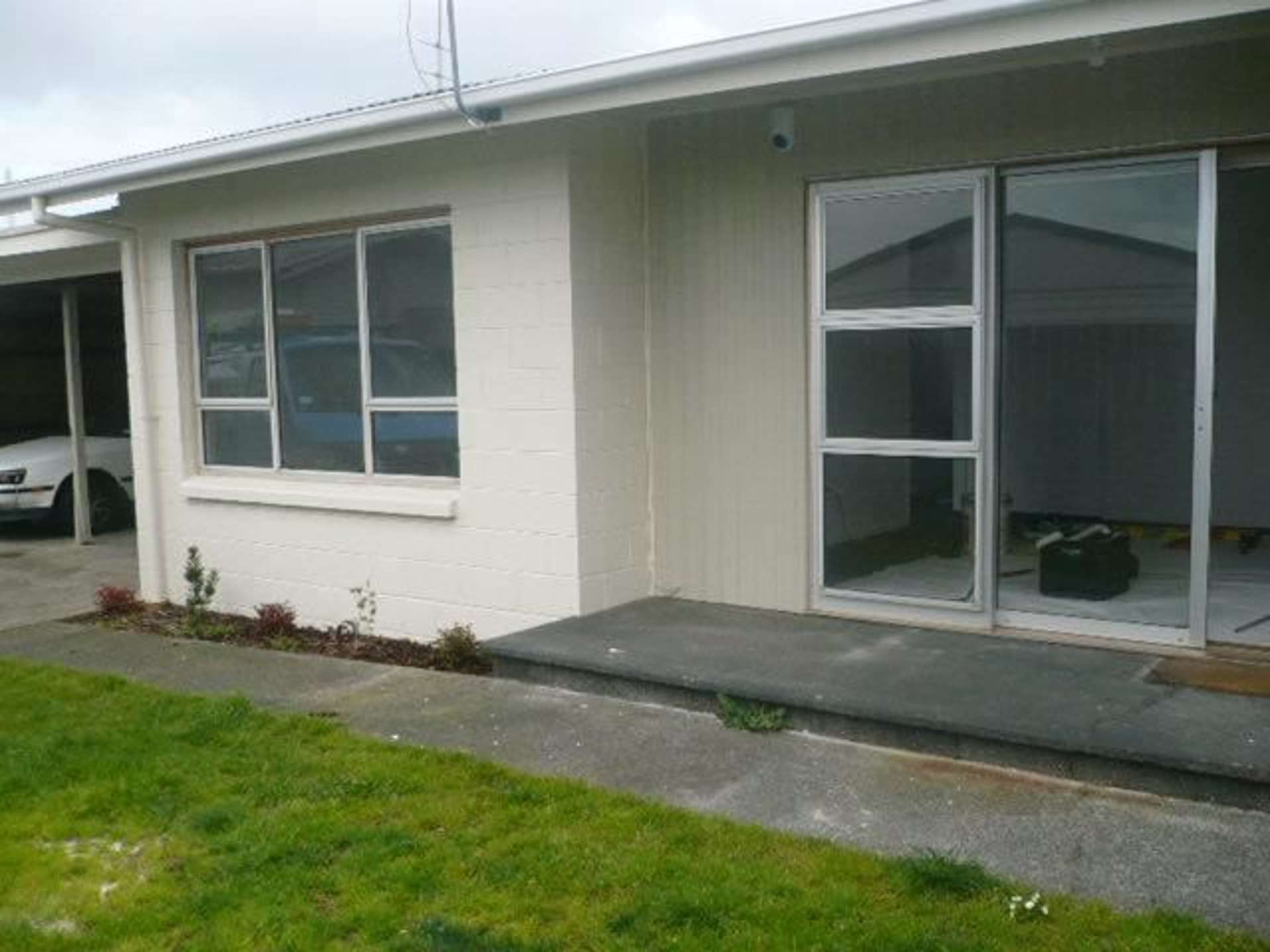 2/70 Helvetia Road Pukekohe_0