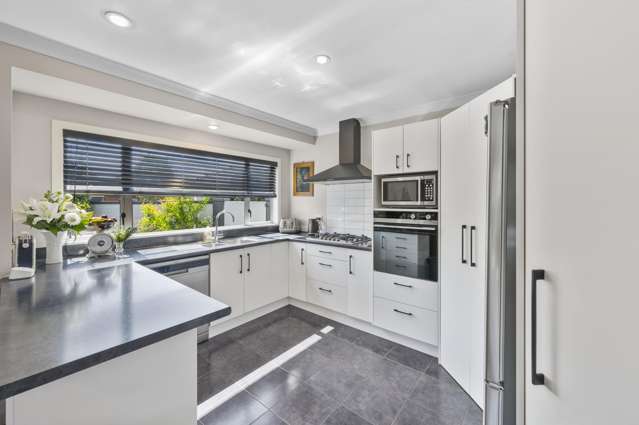 7 Harrison Court Clive_2