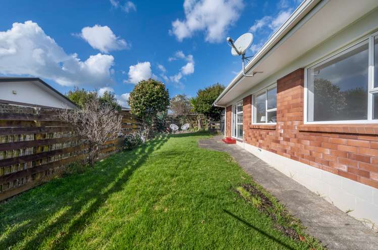 2/24 Highland Park Drive Highland Park_15