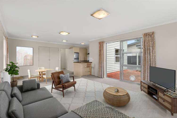 3/70 Little Queen Street_5