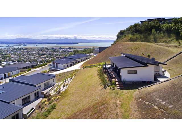 Amazing Views, Land, Plus Modern Home