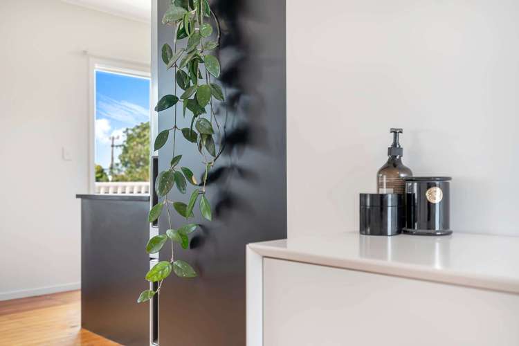 8 James McLeod Road Shelly Beach Helensville_32