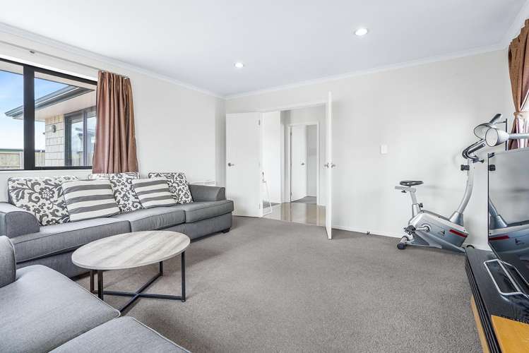 64 Sirius Crescent Rototuna North_12