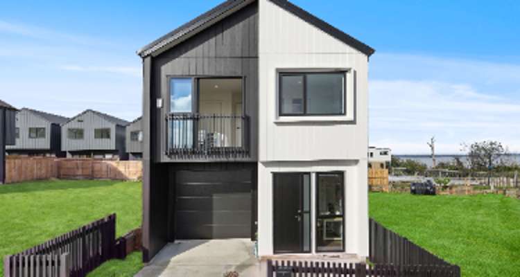 27 Sails Road_0