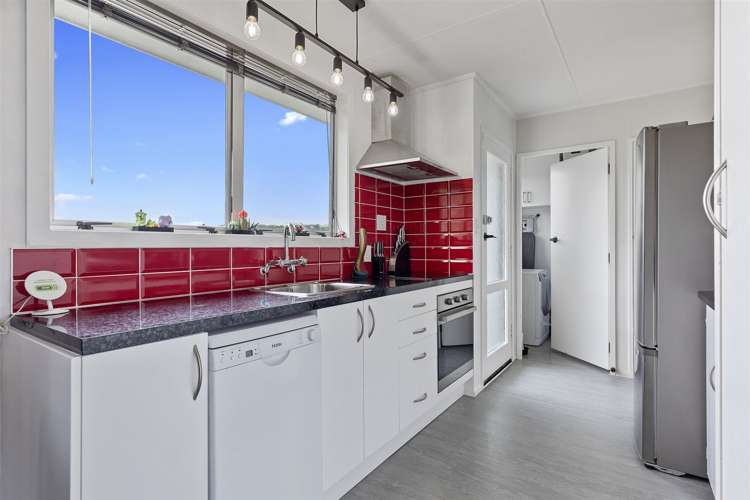 53 Westwood Street Bellevue_11