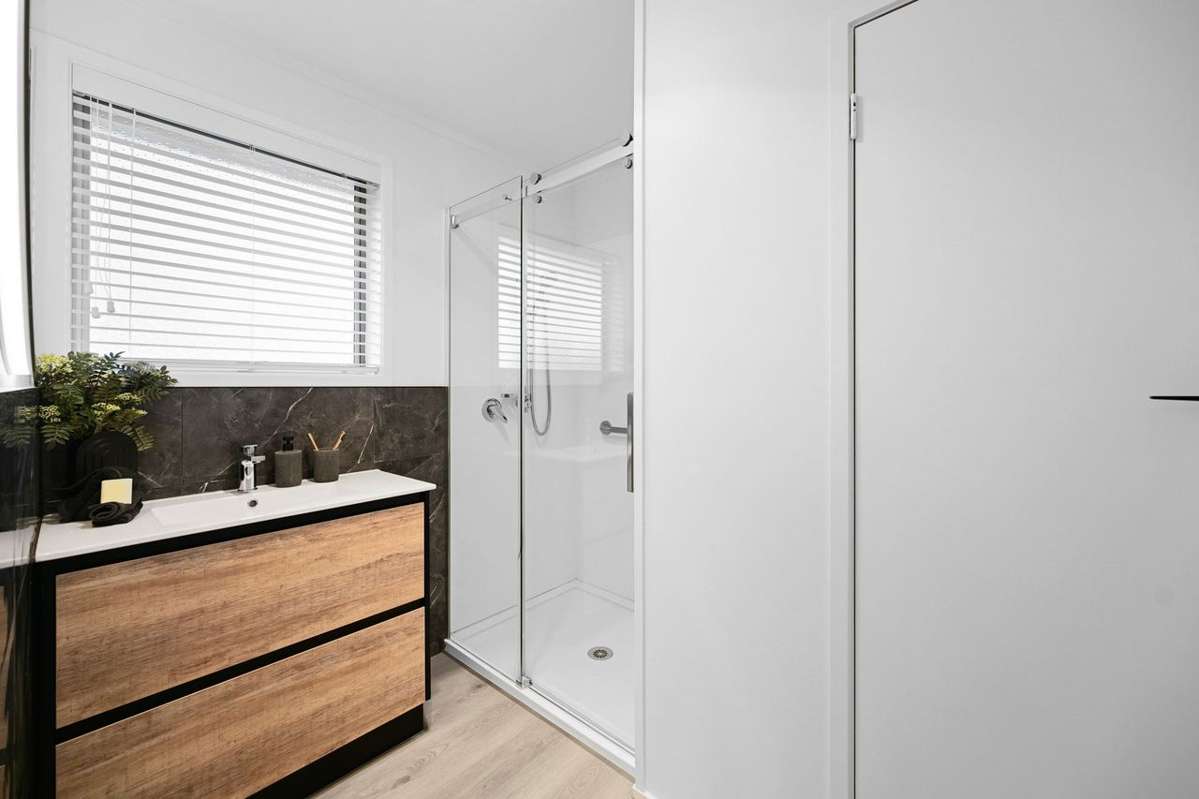 71A Tuhikaramea Road_5